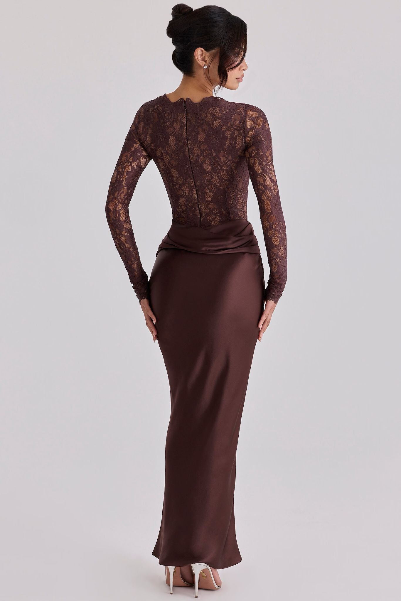 Drapiertes Spitzen-Maxikleid