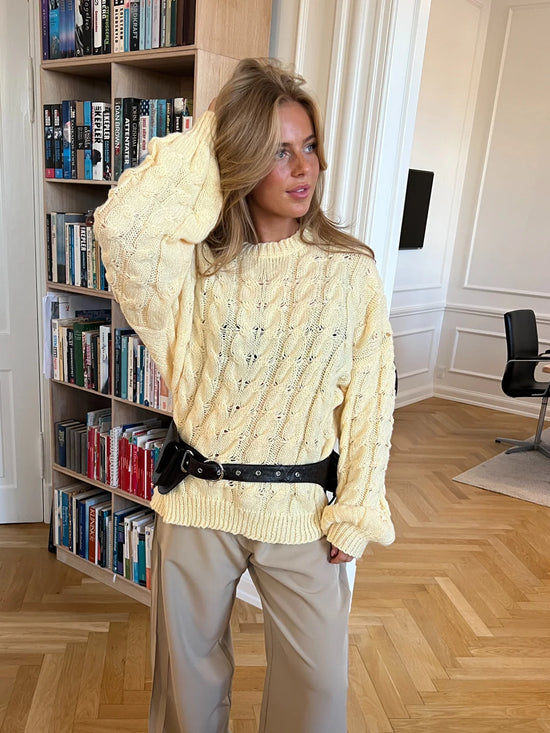 Effortless Charm Chunky Knit Sweater