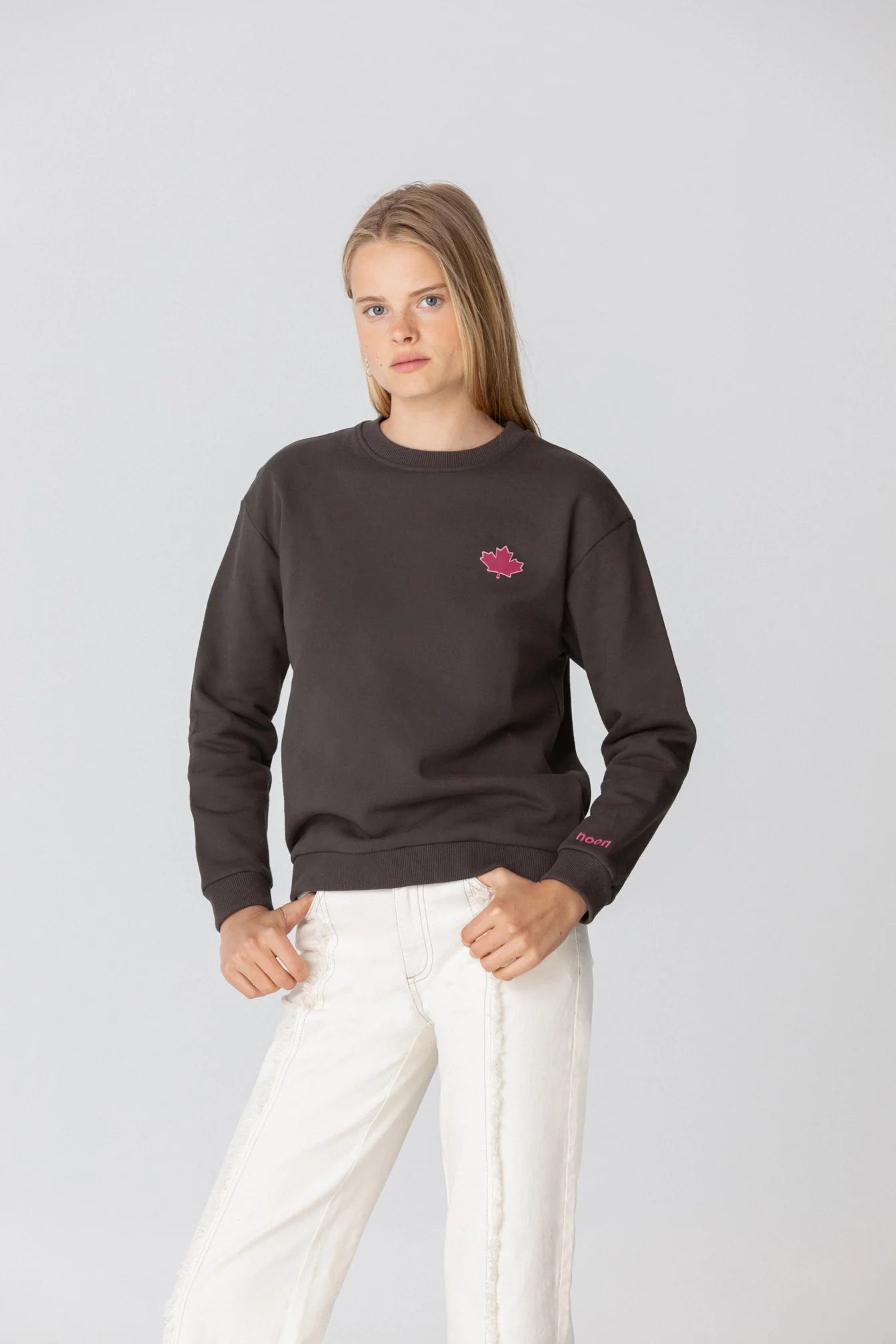 Gemütliches besticktes Sweatshirt