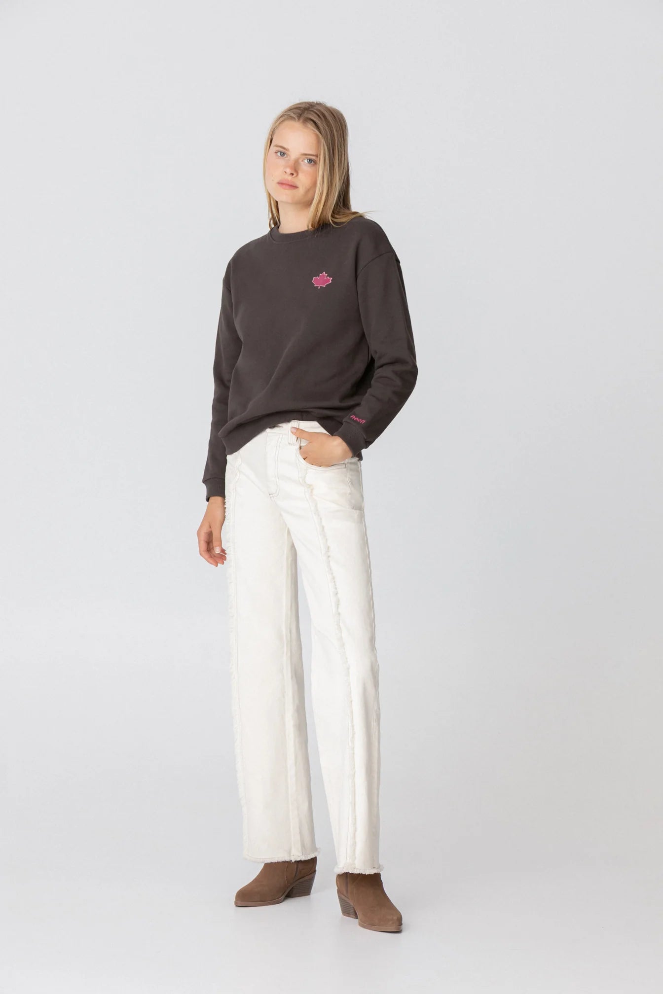 Gemütliches besticktes Sweatshirt