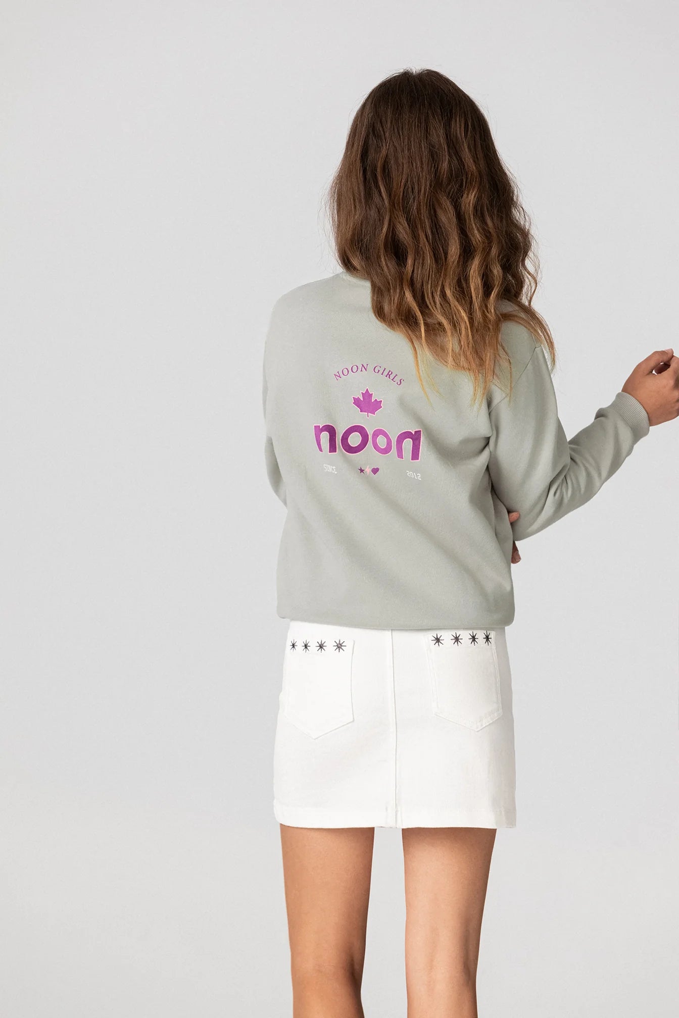 Gemütliches besticktes Sweatshirt