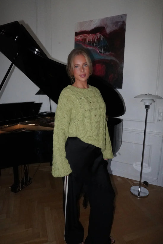 Effortless Charm Chunky Knit Sweater