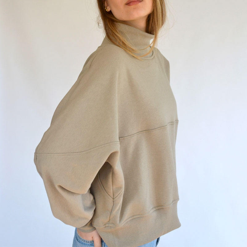 Natural Grace Kapuzenpullover mit Stehkragen