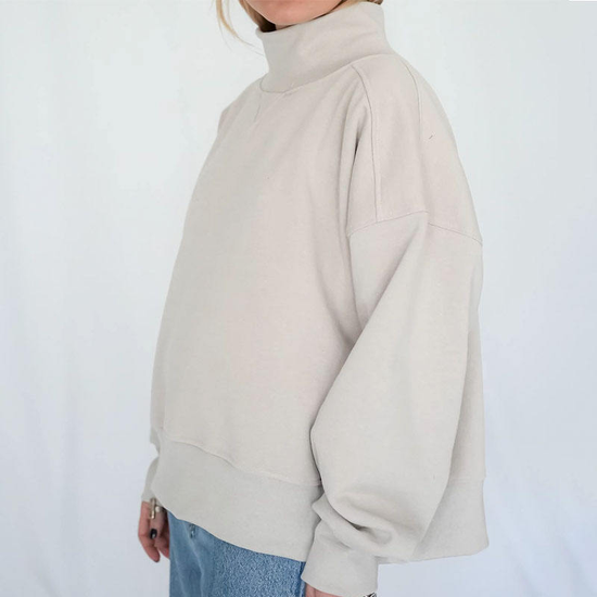Natural Grace Kapuzenpullover mit Stehkragen
