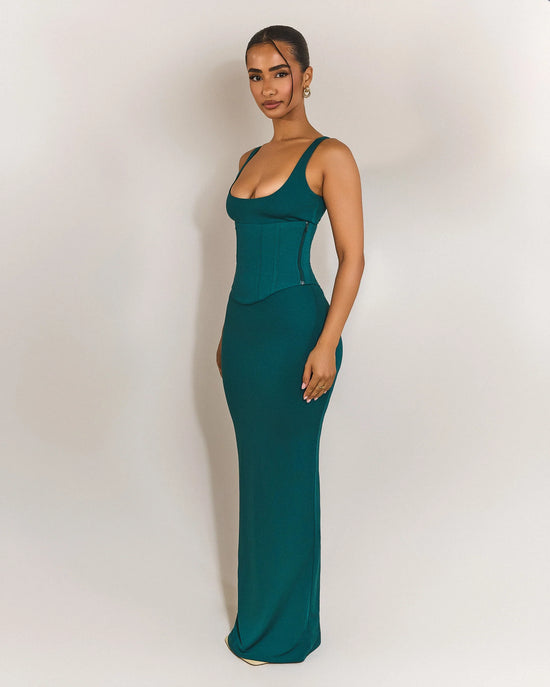 Das mühelose formende Kleid