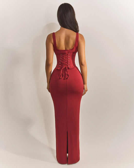Das mühelose formende Kleid